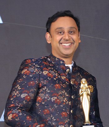 Dr. Shalin Maheshwari